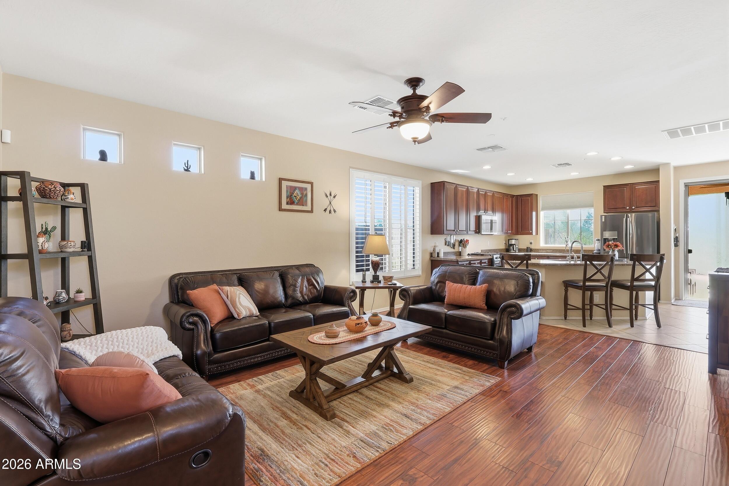 7451 West Montgomery Road Peoria, AZ 85383 - Photo 4 of 43 8_img_3662