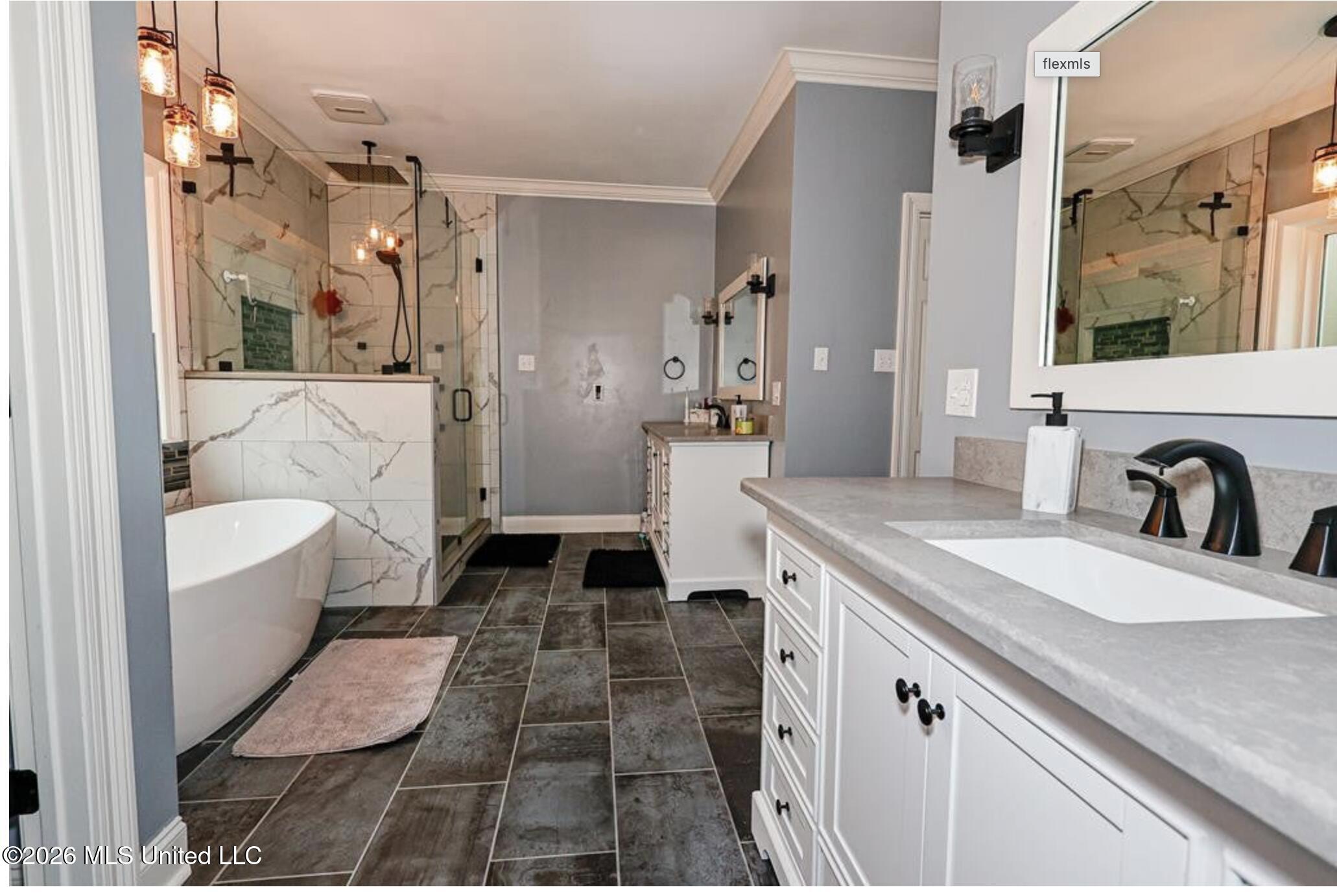 3004 Delaware Avenue McComb, MS 39648 - Photo 14 of 28 Master Bathroom