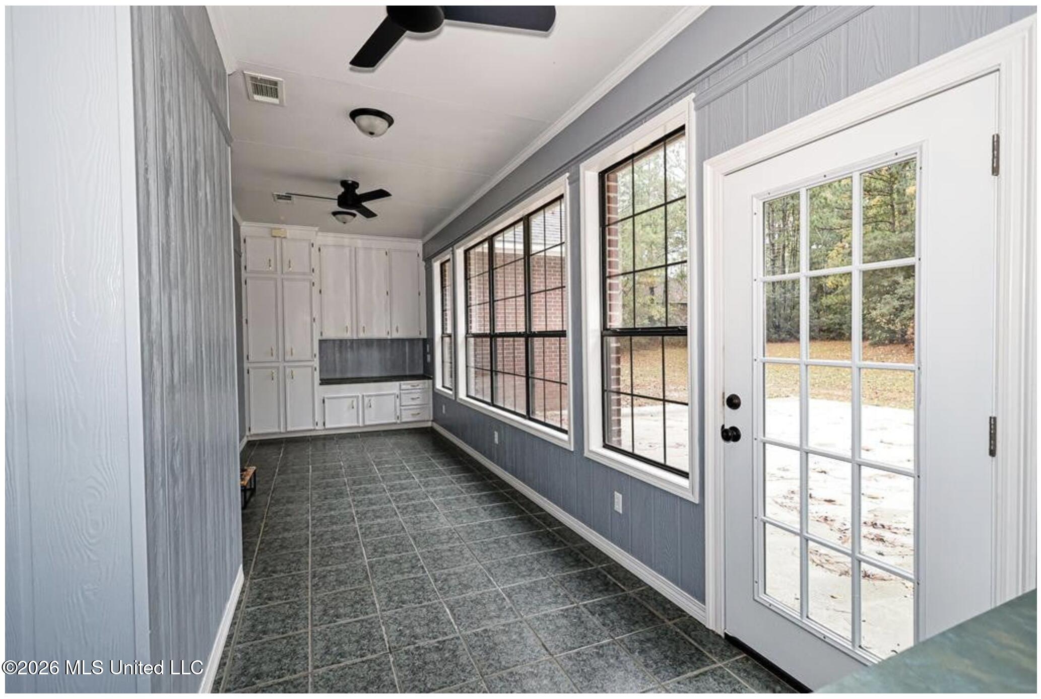 3004 Delaware Avenue McComb, MS 39648 - Photo 23 of 28 Sunroom