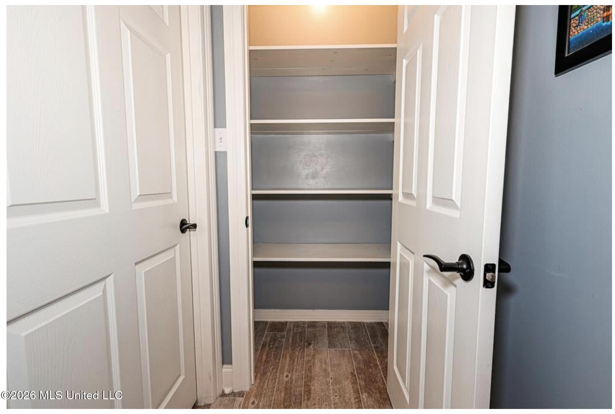 3004 Delaware Avenue McComb, MS 39648 - Photo 10 of 28 Closet