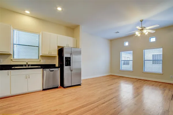 $2,200 | 5813 Darling Street, Unit C, Houston, TX 77007