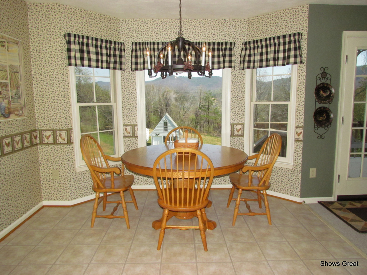 603 Winesap Road Roanoke, VA 24019 - Photo 5 of 61 IMG_7860
