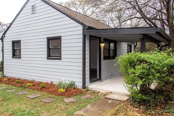 $1,525 | 2418 Crestview Avenue, Decatur, GA 30032