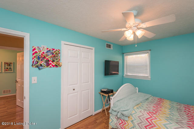 3617 Cutler Road Louisville, KY 40219 - Photo 23 of 39 020