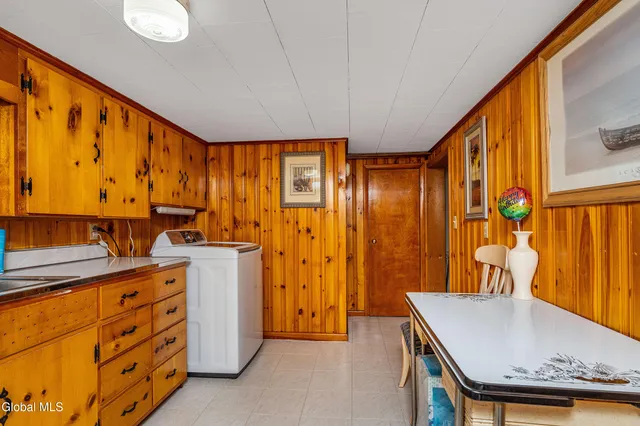 $279,000 | 73 Thatcher Street, Bethlehem, NY 12158