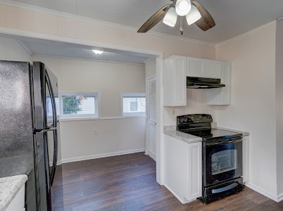 Undisclosed Address Beech Grove, IN 46107 - Photo 9 of 25