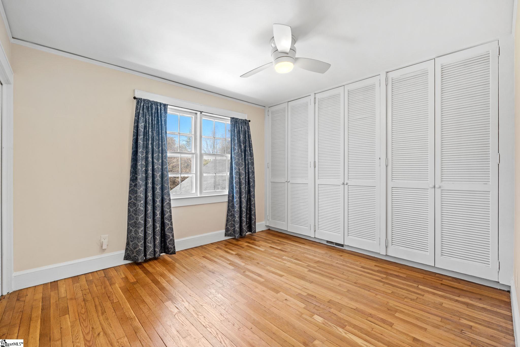 201 Augusta Street Easley, SC 29640 - Photo 14 of 26