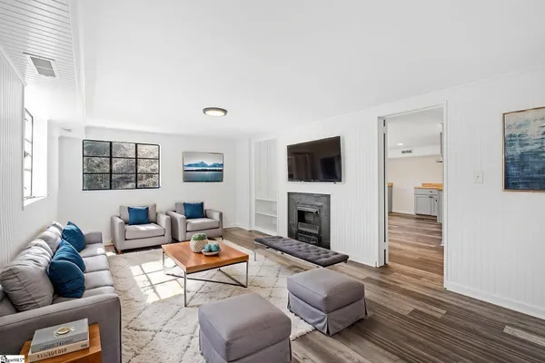 $439,900 | 201 Augusta Street, Easley, SC 29640