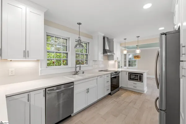 $439,900 | 201 Augusta Street, Easley, SC 29640