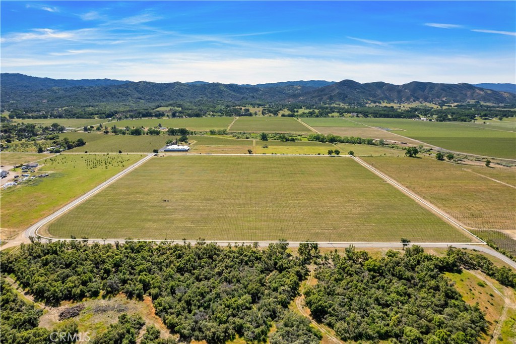 1650 Bell Hill Road Kelseyville, CA 95451 - Photo 20 of 29 a view of an ocean and a mountain