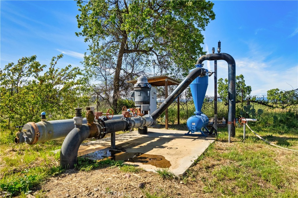 1650 Bell Hill Road Kelseyville, CA 95451 - Photo 27 of 29 a house view with a sitting space and sitting space
