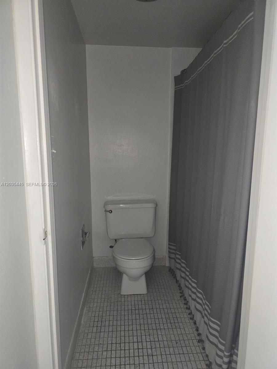 16909 North Bay Road, Unit 1020 Sunny Isles Beach, FL 33160 - Photo 22 of 37