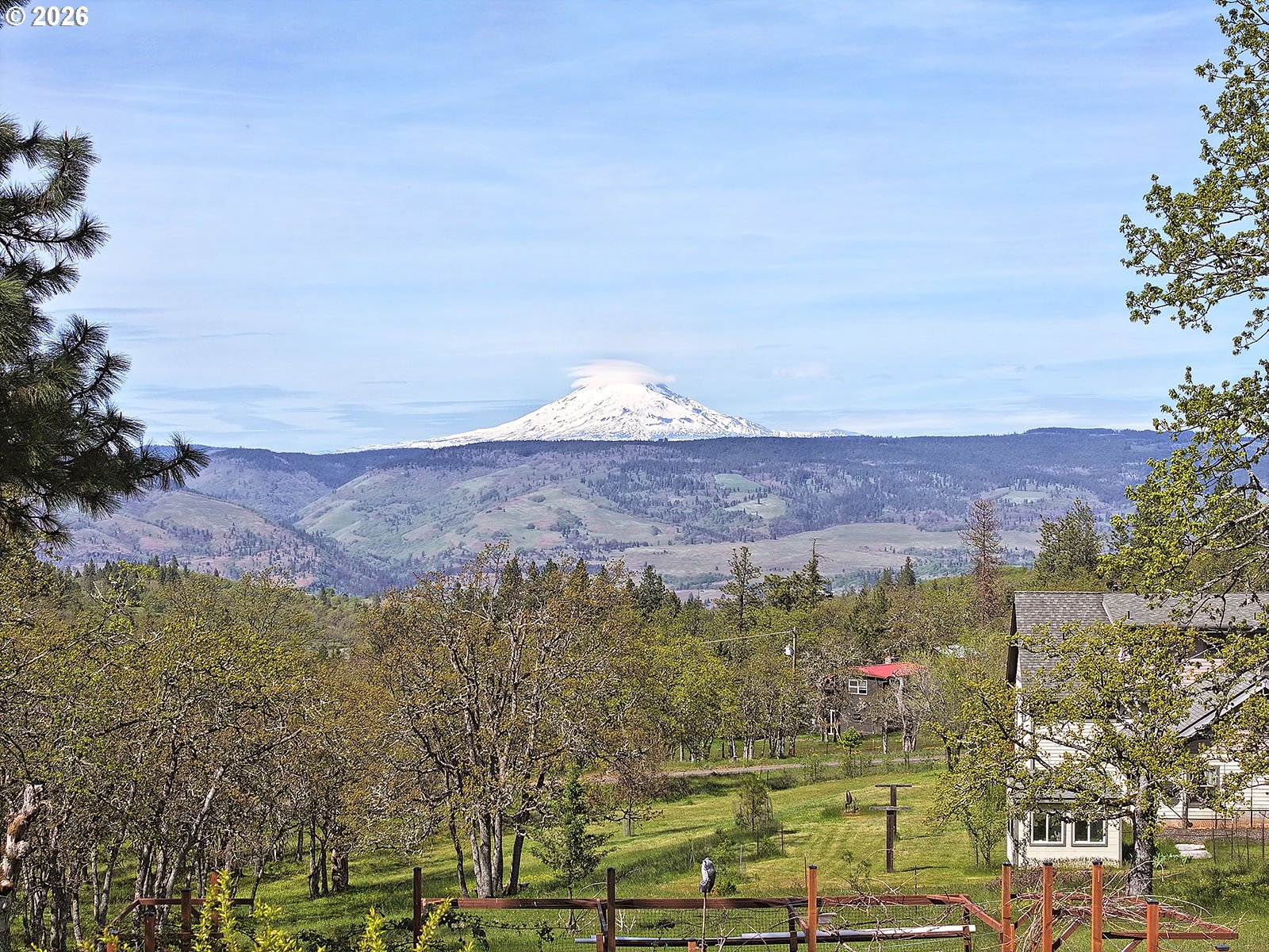 2015 Lonely Lane Mosier, OR 97040 - Photo 3 of 46 View