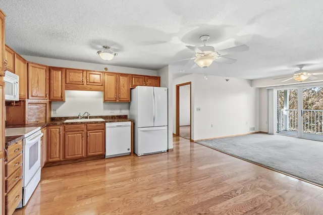 $239,500 | 15400 Chippendale Avenue West, Unit 315, Rosemount, MN 55068