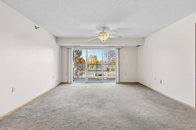 $239,500 | 15400 Chippendale Avenue West, Unit 315, Rosemount, MN 55068