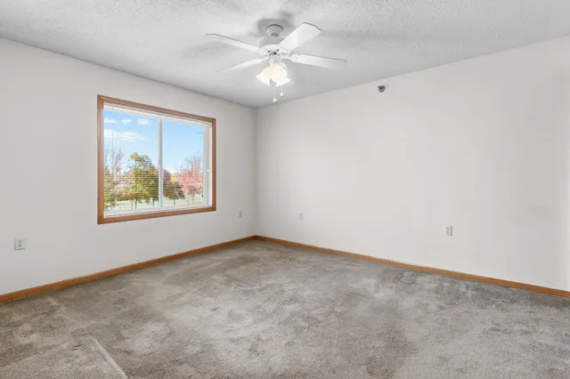 $239,500 | 15400 Chippendale Avenue West, Unit 315, Rosemount, MN 55068