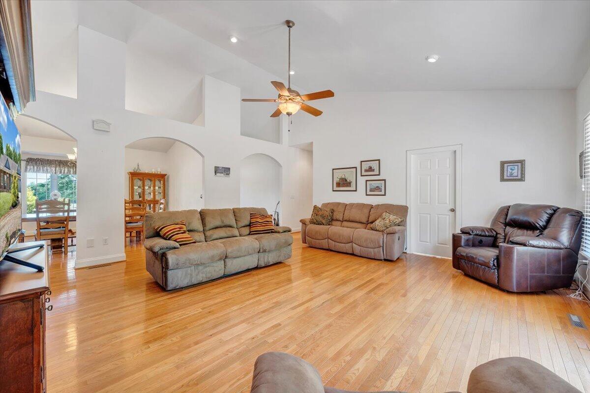 23 Alean Road Rocky Mount, VA 24151 - Photo 13 of 121 013-MIB08847