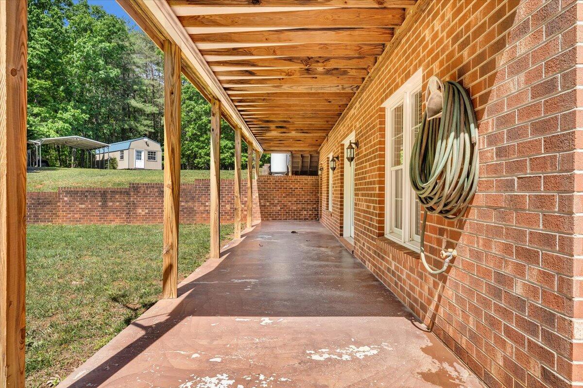 23 Alean Road Rocky Mount, VA 24151 - Photo 74 of 121 074-MIB09096