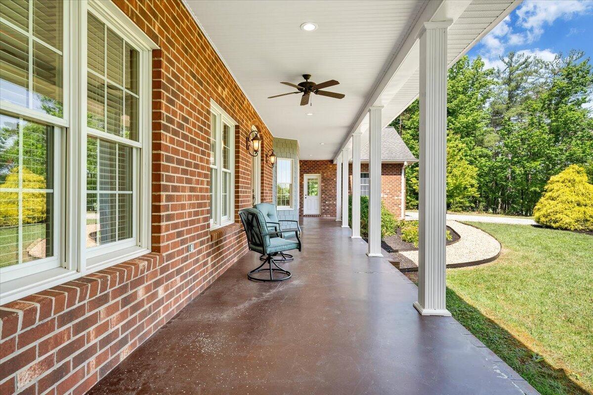 23 Alean Road Rocky Mount, VA 24151 - Photo 8 of 121 008-MIB09087