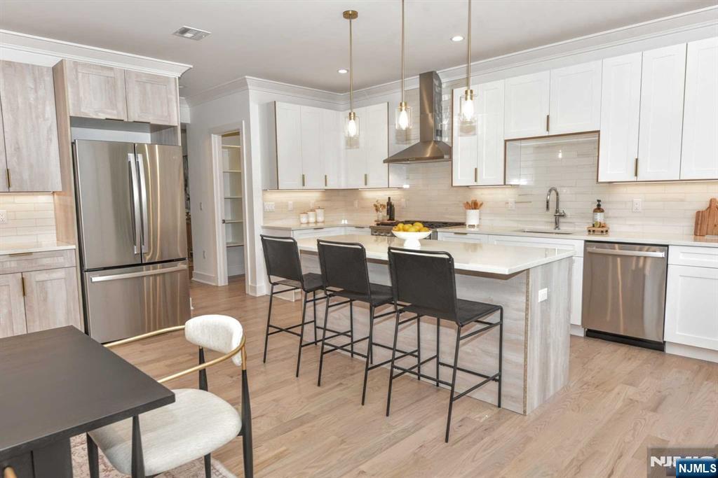 120 Collignon Way, Unit 120 River Vale, NJ 07675 - Photo 14 of 38