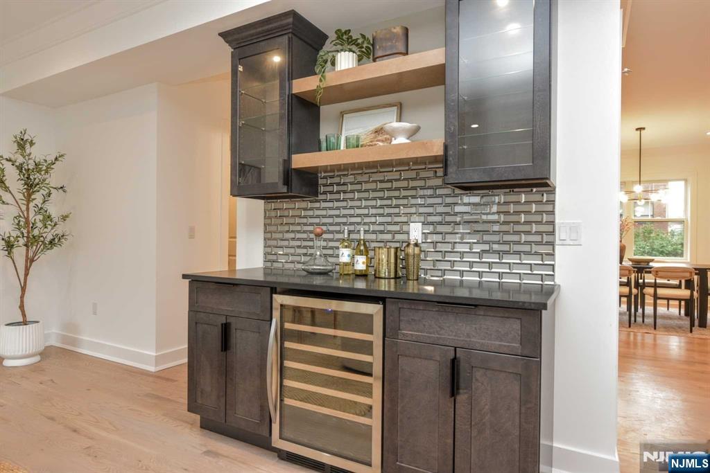 120 Collignon Way, Unit 120 River Vale, NJ 07675 - Photo 23 of 38