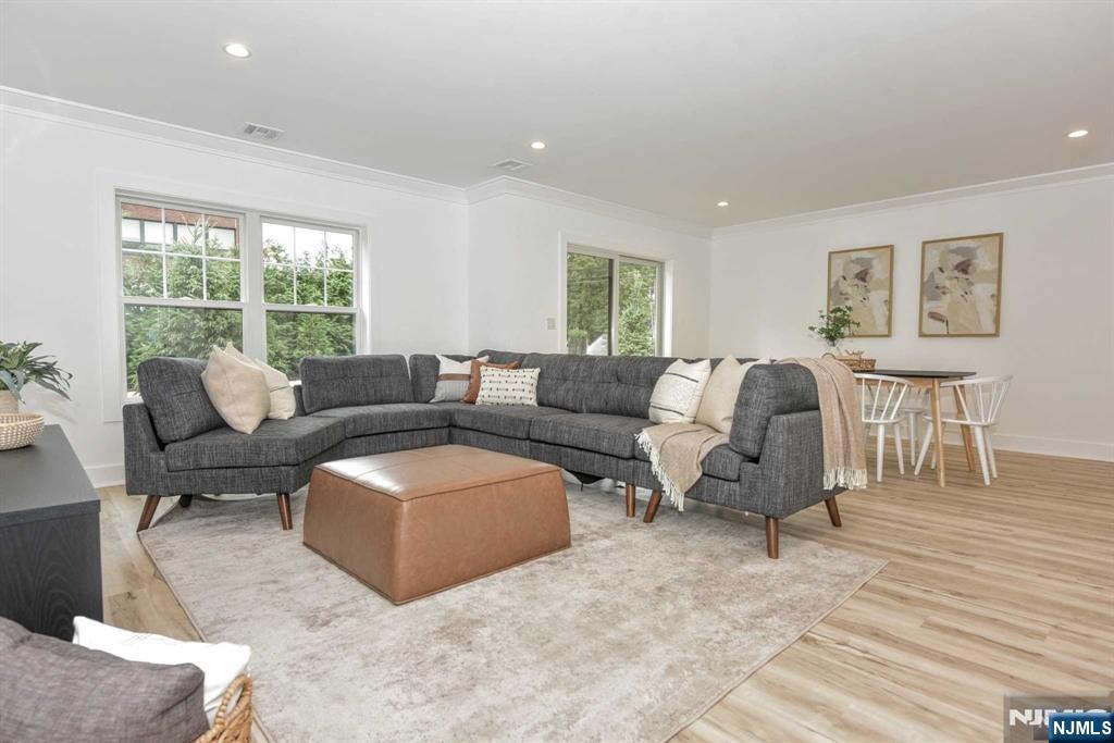 120 Collignon Way, Unit 120 River Vale, NJ 07675 - Photo 7 of 38