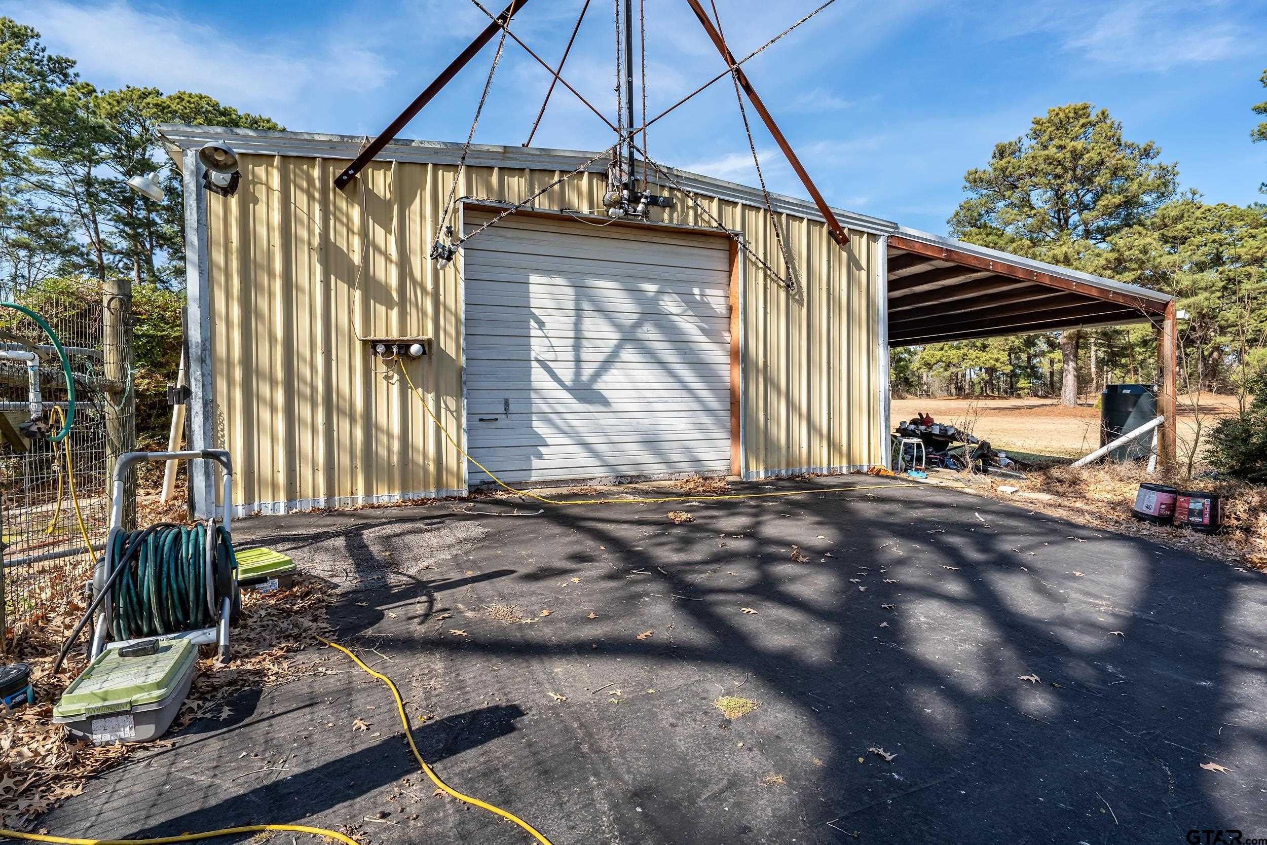 15004 Hillview Road Tyler, TX 75703 - Photo 9 of 48