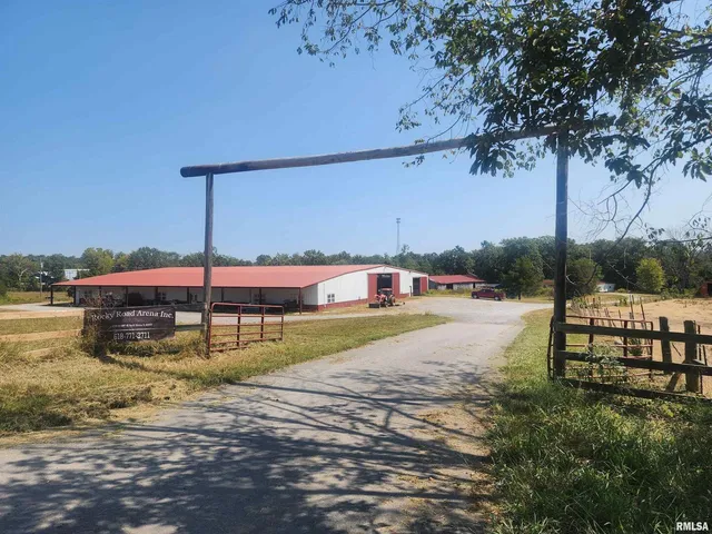 $749,000 | 1230 Highway 45, Vienna, IL 62995