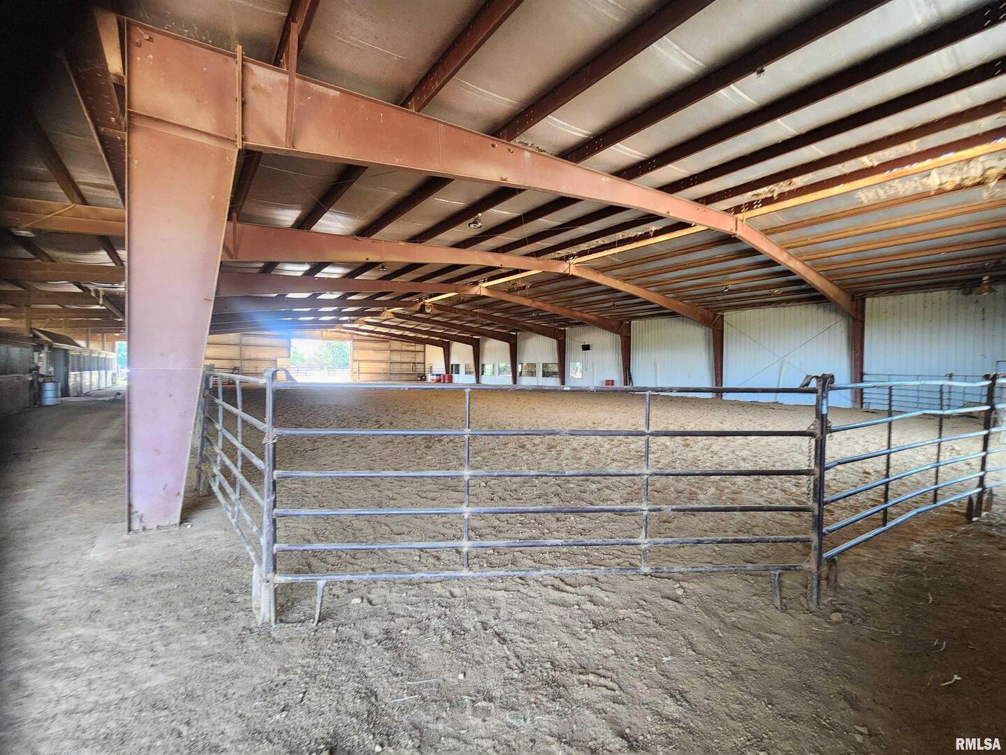 1230 Highway 45 Vienna, IL 62995 - Photo 19 of 73