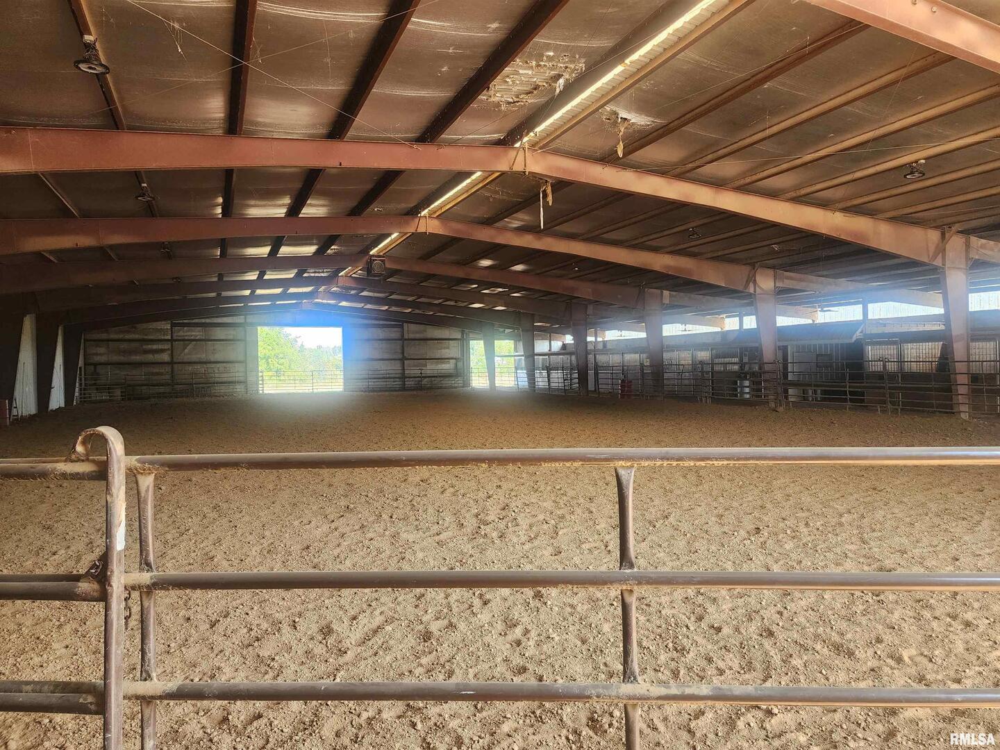 1230 Highway 45 Vienna, IL 62995 - Photo 6 of 73