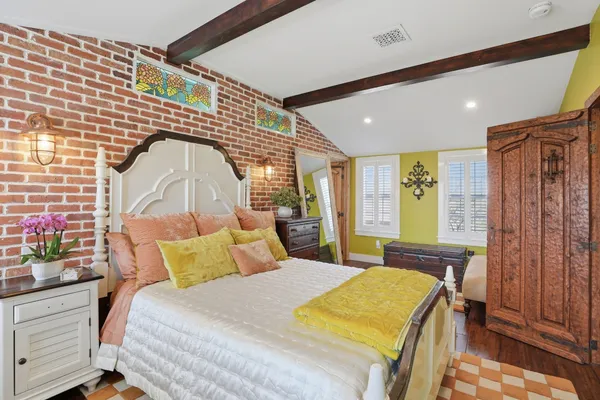 $3,595,000 | 3 Cottage Court, Nantucket, MA 02554
