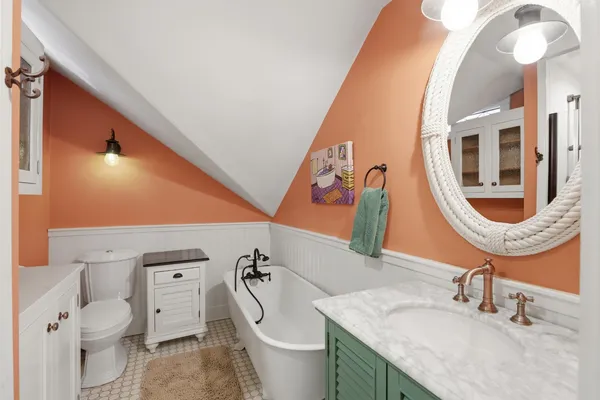 $3,595,000 | 3 Cottage Court, Nantucket, MA 02554