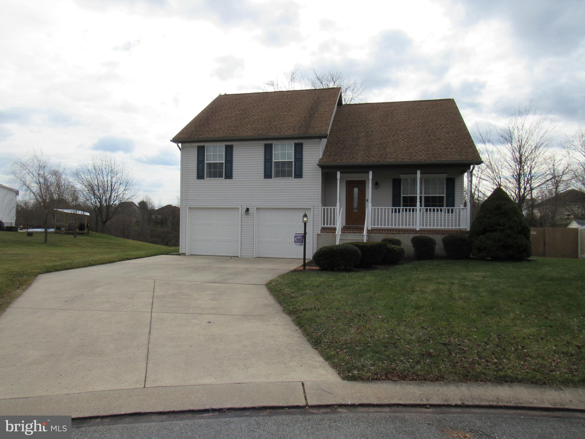 1060 Gora Road South York, PA 17404 - Photo 1 of 25 Gallery Image 1