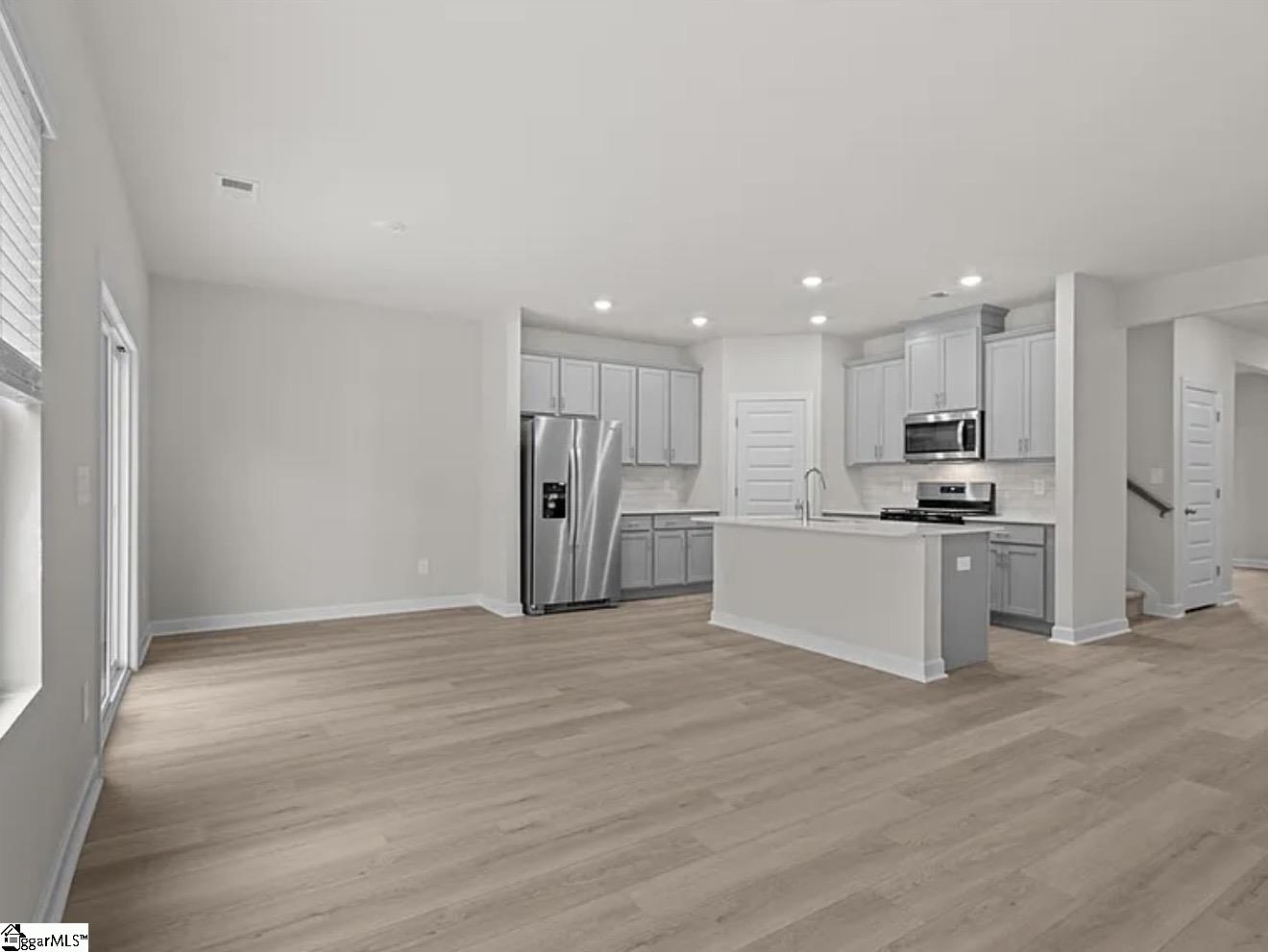 203 Tantalus Street Gray Court, SC 29645 - Photo 4 of 21