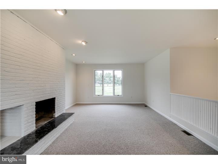4 Fenimore Road Lumberton, NJ 08048 - Photo 8 of 25 Living Room