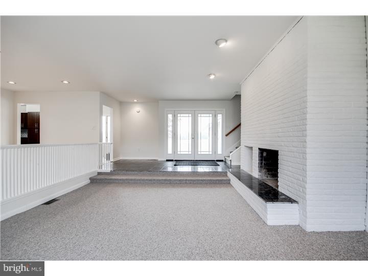 4 Fenimore Road Lumberton, NJ 08048 - Photo 10 of 25 Living Room