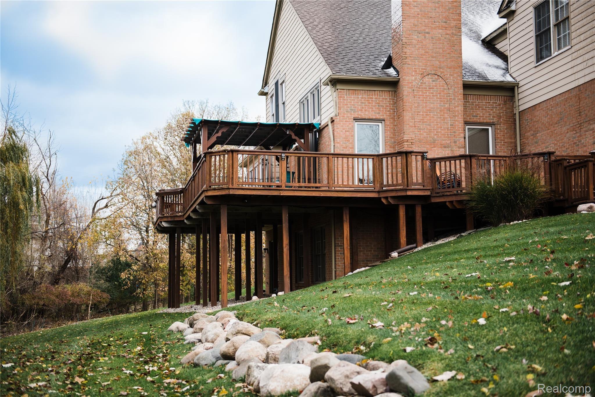 4600 Deer Springs Court Rochester, MI 48306 - Photo 32 of 34 4600DeerSpringsCt-8051.jpg