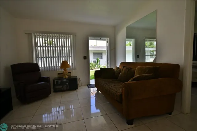 $99,500 | 2222 Taylor Street, Unit 11, Hollywood, FL 33020