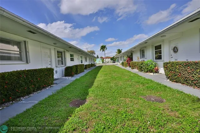 $99,500 | 2222 Taylor Street, Unit 11, Hollywood, FL 33020