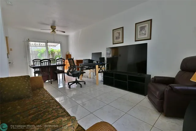 $99,500 | 2222 Taylor Street, Unit 11, Hollywood, FL 33020