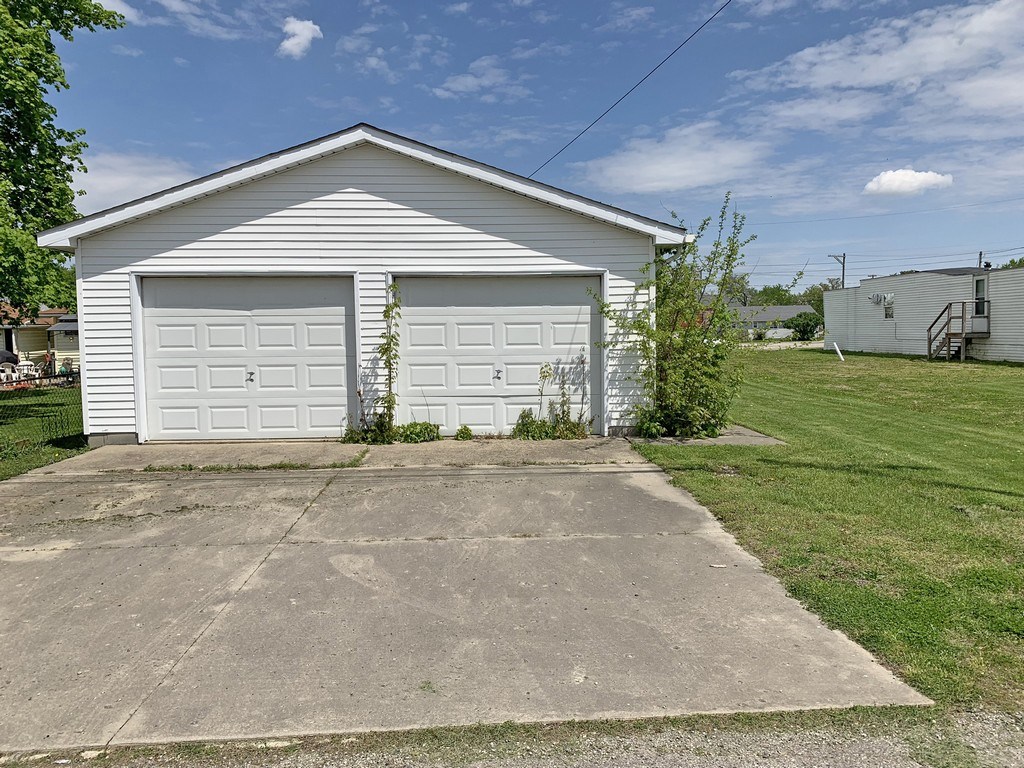 1669 R New Castle, IN 47362 - Photo 1 of 5 Gallery Image 1