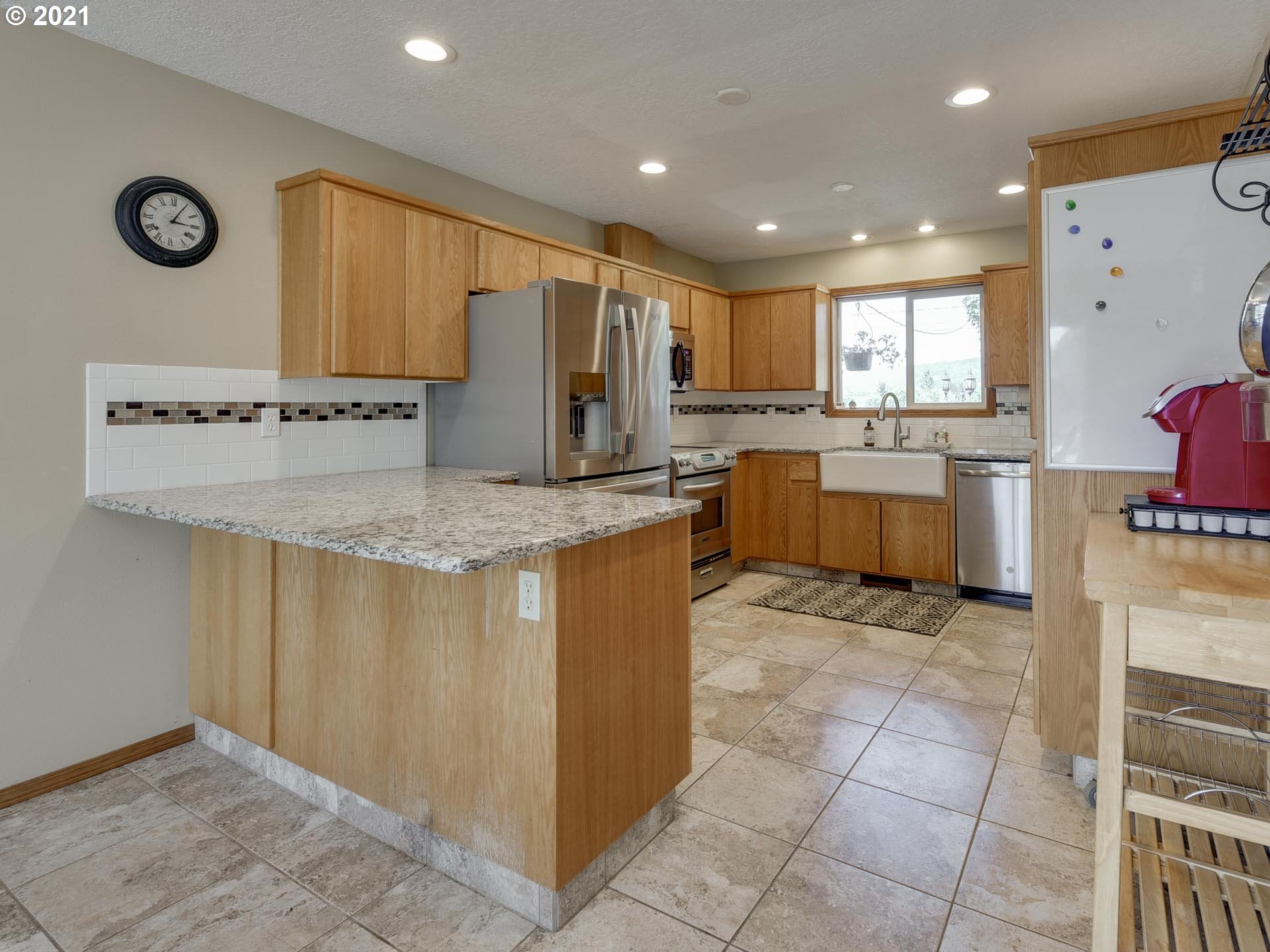 24040 Northeast Dillon Road Newberg, OR 97132 - Photo 11 of 32 Gallery Image 11