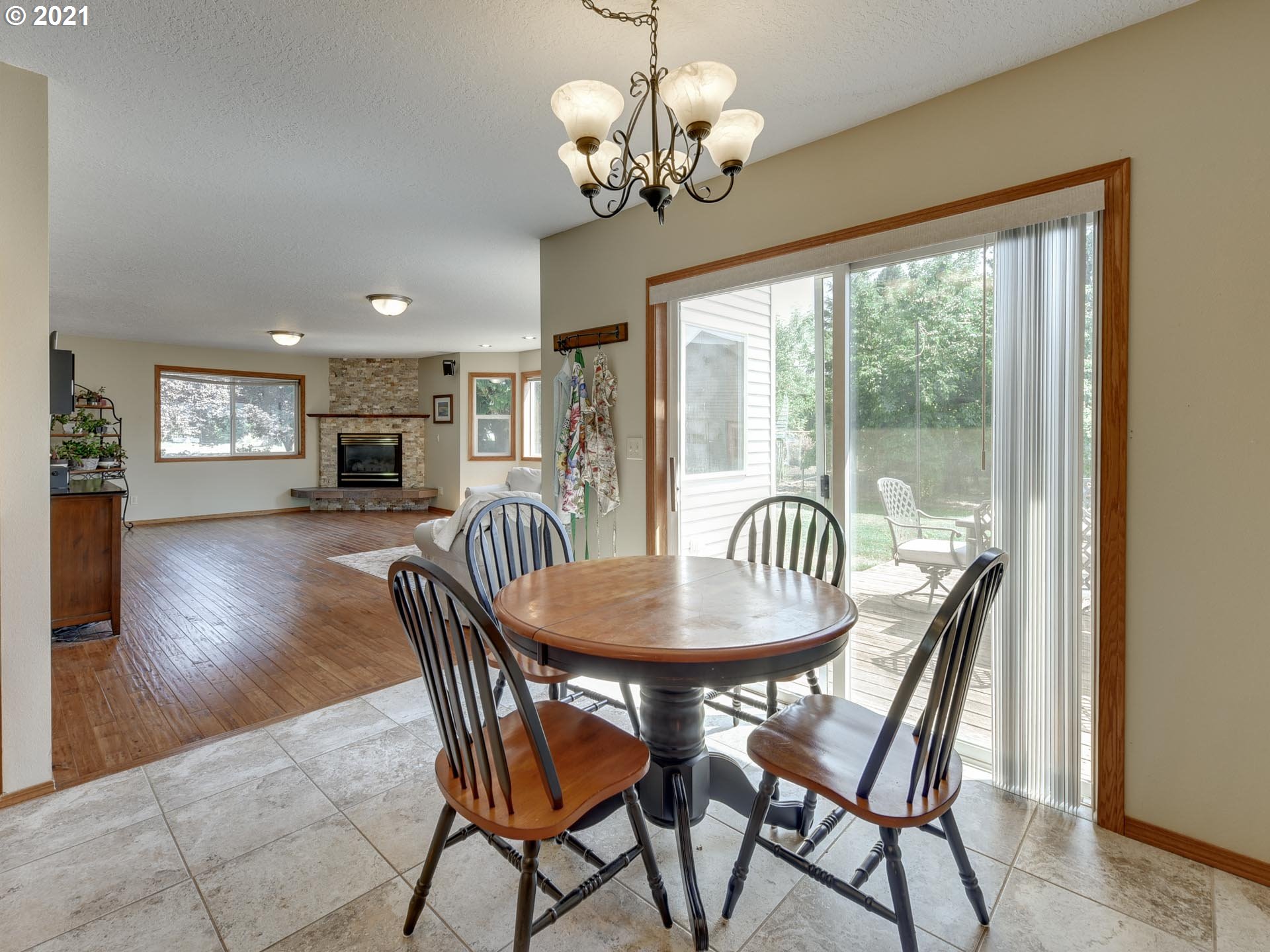 24040 Northeast Dillon Road Newberg, OR 97132 - Photo 10 of 32 Gallery Image 10