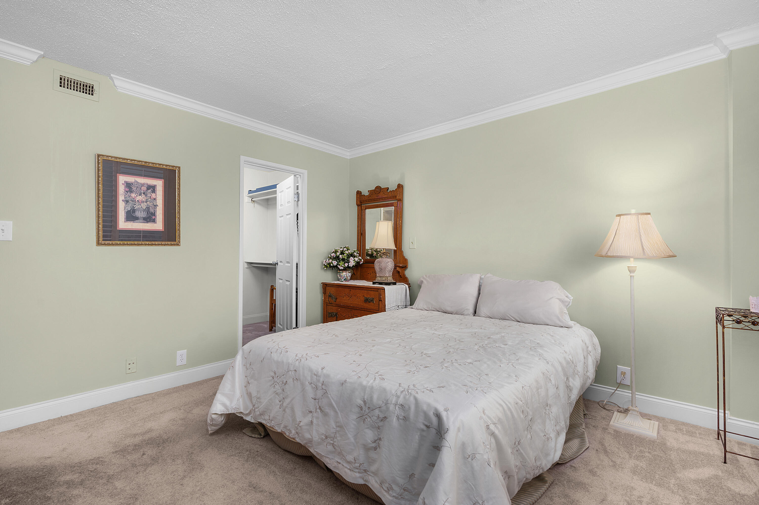 1131 Stringers Ridge Road, Unit 11E Chattanooga, TN 37405 - Photo 27 of 38 18 - 1131 Stringers 11E - Interior