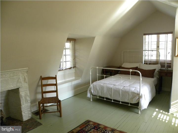 400 Riverview Road Swarthmore, PA 19081 - Photo 19 of 25 Bedroom