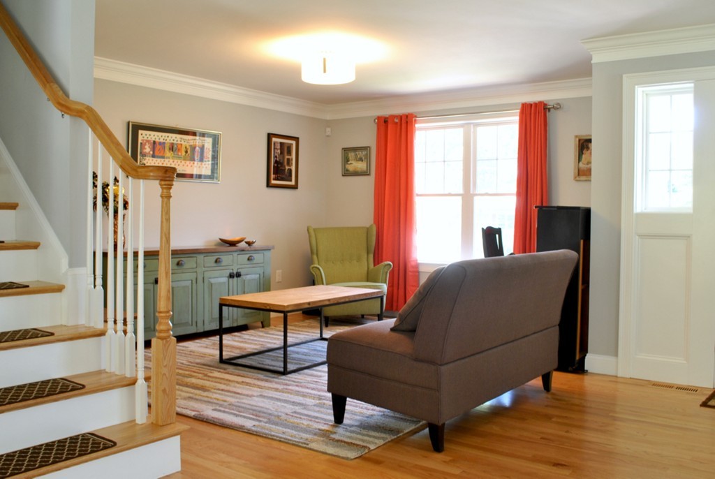 137 Wright Road Concord, MA 01742 - Photo 8 of 17 Gallery Image 8