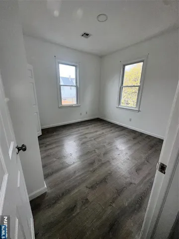 $2,300 | 401 3rd Avenue West, Unit 399, Newark, NJ 07107