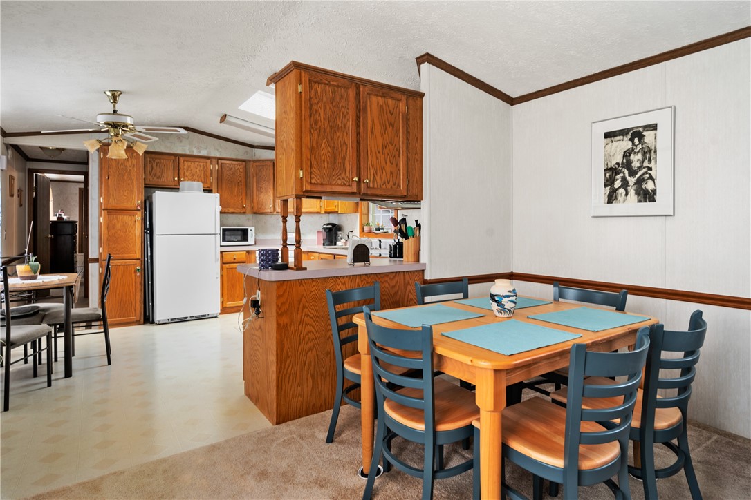 29 Lane F Coventry, RI 02816 - Photo 5 of 18 Dining Area