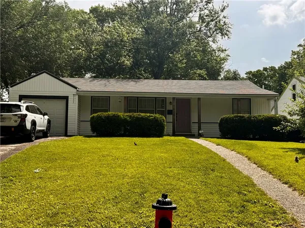 $225,000 | 7625 Locust Street, Kansas City, MO 64131