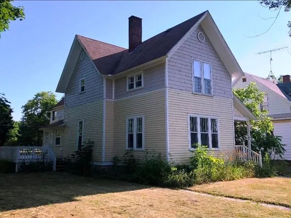 $143,500 | 216 West Franklin Avenue, Reed City, MI 49677